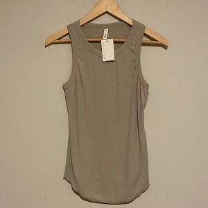 Women's Sleeveless Ribbed Top